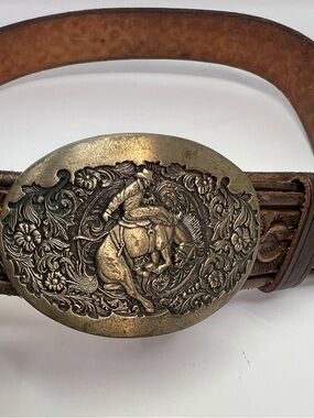 Vintage Belt Brown Embossed Rodeo Solid Brass Buckle Horse 28” Medium Western